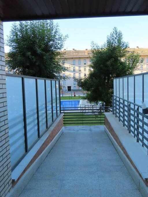 Apartament Precioso Atico Con Bonitas Vistas A La Pena Oroel Jaca Zewnętrze zdjęcie