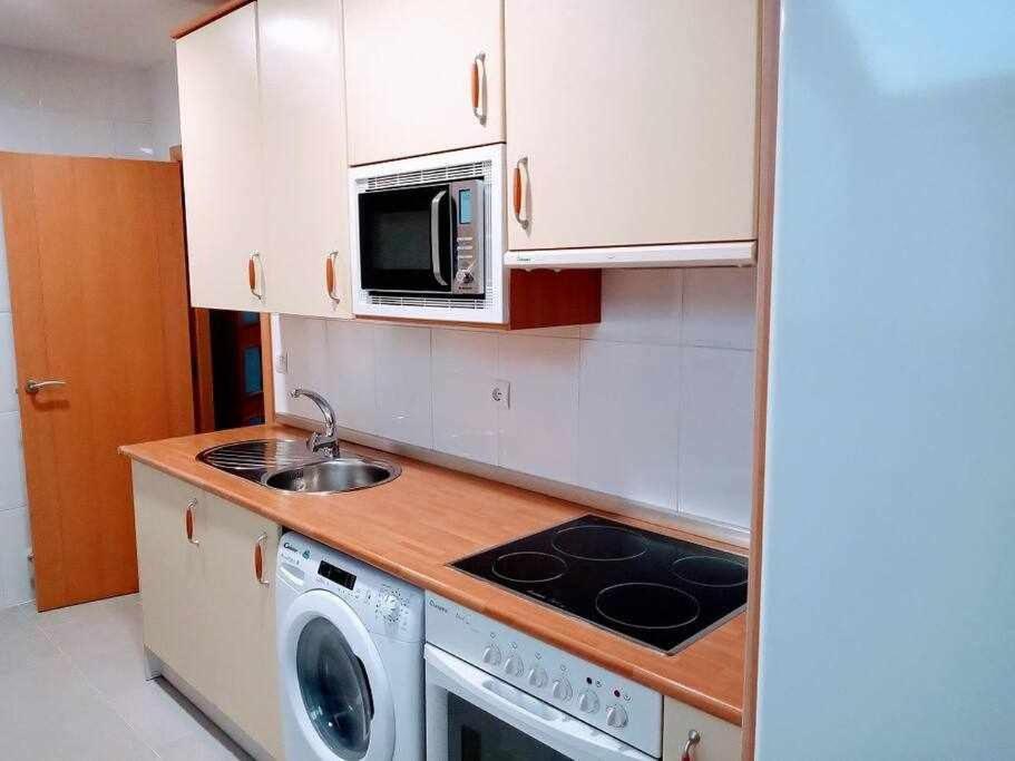Apartament Precioso Atico Con Bonitas Vistas A La Pena Oroel Jaca Zewnętrze zdjęcie